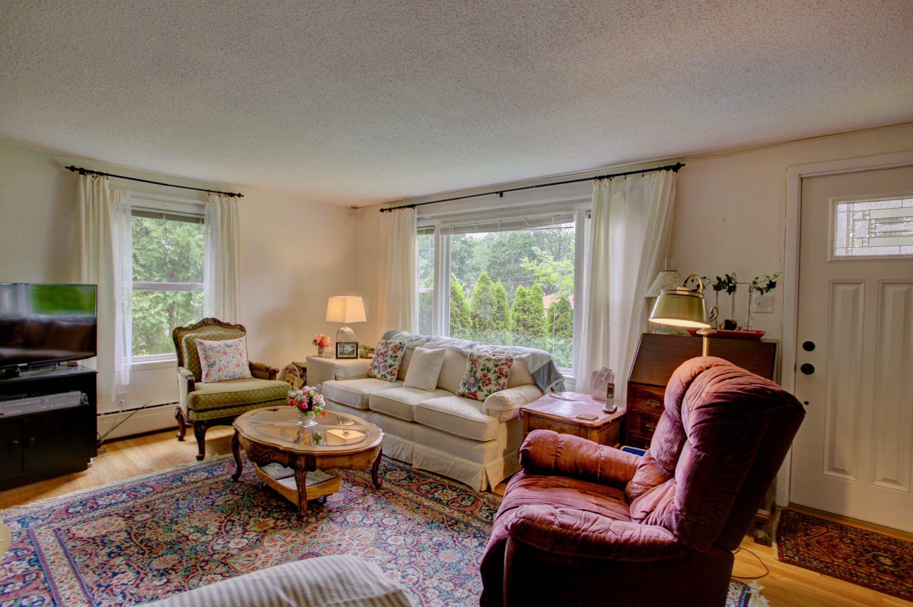 99 Woodland Road Westbrook, ME 04092 - Photo 3 of 23 6
