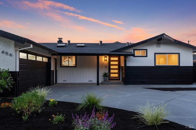 $1,395,000 | 456 Alameda De La Loma, Novato, CA 94949