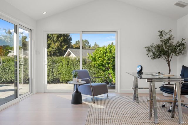 $1,395,000 | 456 Alameda De La Loma, Novato, CA 94949