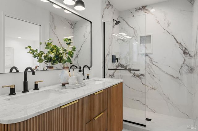 $1,395,000 | 456 Alameda De La Loma, Novato, CA 94949