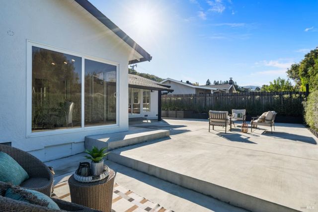 $1,395,000 | 456 Alameda De La Loma, Novato, CA 94949