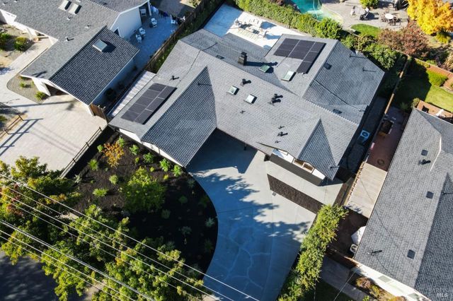 $1,395,000 | 456 Alameda De La Loma, Novato, CA 94949