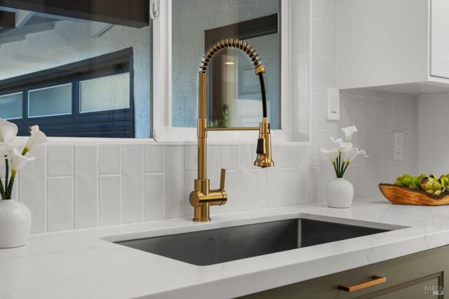 $1,395,000 | 456 Alameda De La Loma, Novato, CA 94949