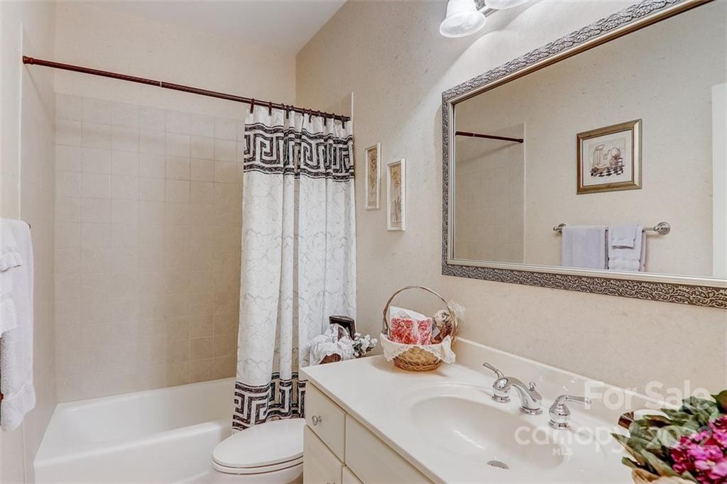 155 Camptown Road Brevard, NC 28712 - Photo 14 of 46 Gallery Image 14