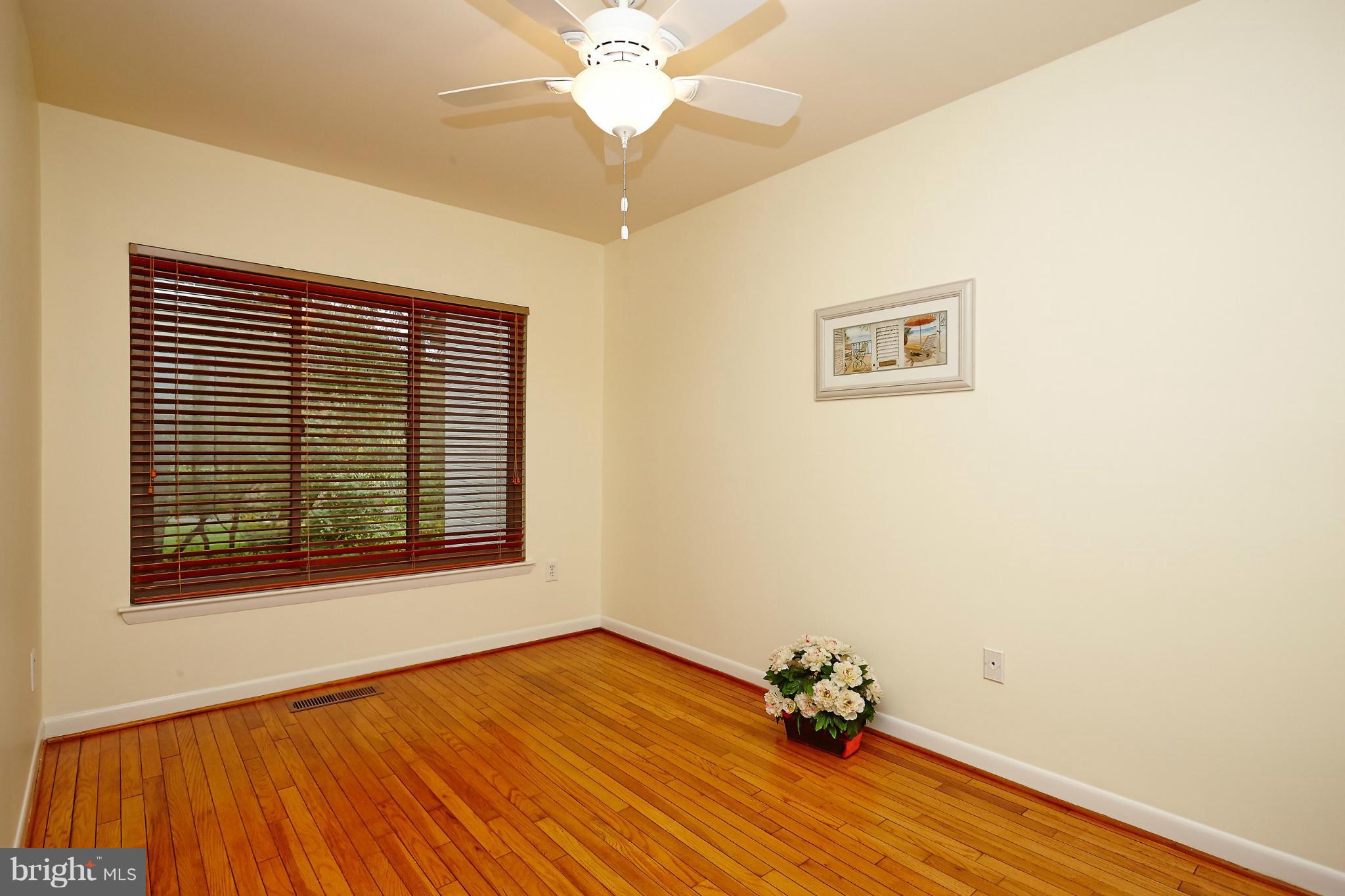 2015 Golf Course Drive Reston, VA 20191 - Photo 22 of 30 Bedroom 3