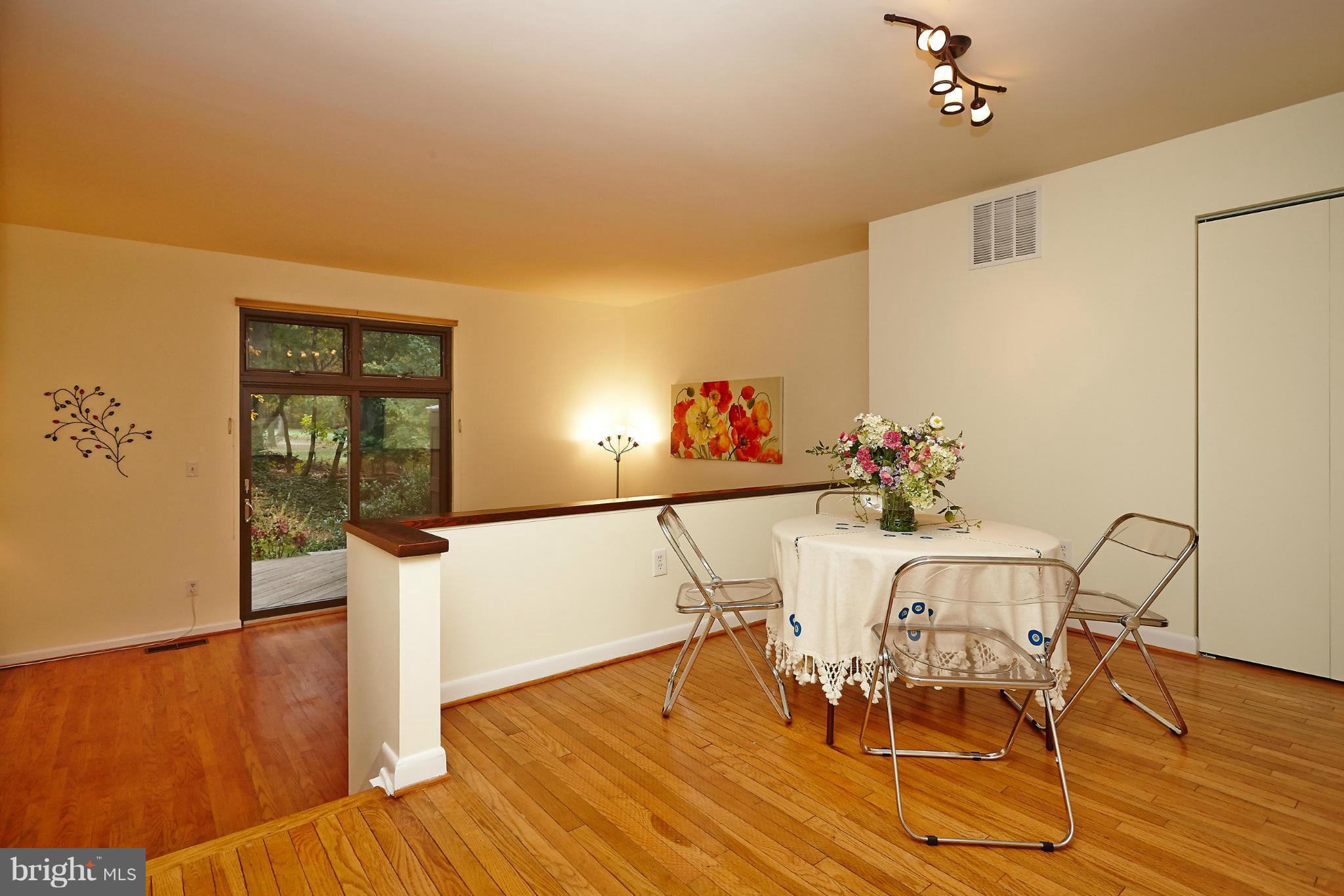 2015 Golf Course Drive Reston, VA 20191 - Photo 10 of 30 Dining Room