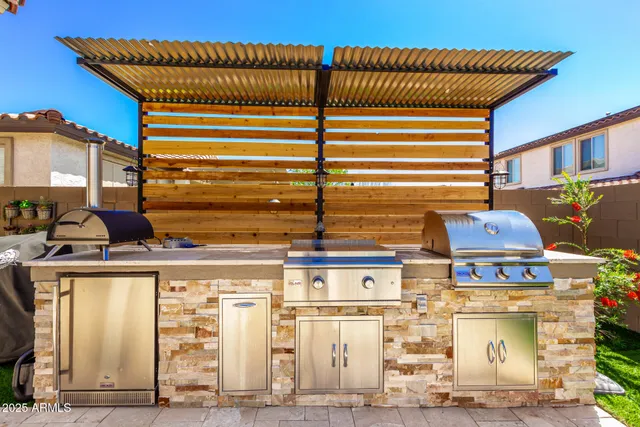 $719,900 | 10043 West Foothill Drive, Peoria, AZ 85383