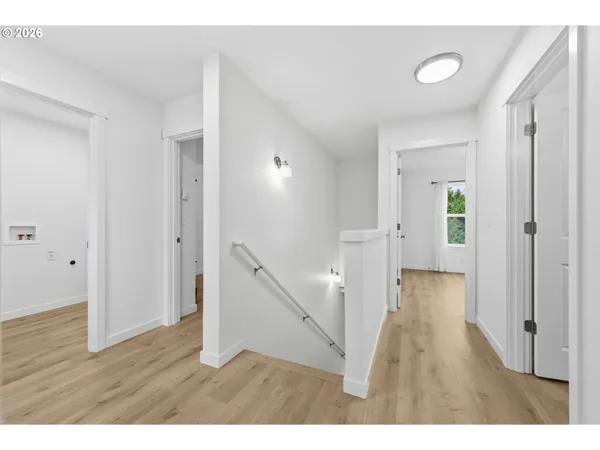 $379,000 | 5592 Burnett Avenue, Unit A, Eugene, OR 97402