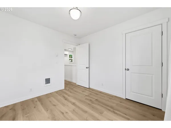 $379,000 | 5592 Burnett Avenue, Unit A, Eugene, OR 97402