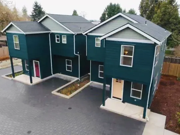 $379,000 | 5592 Burnett Avenue, Unit A, Eugene, OR 97402