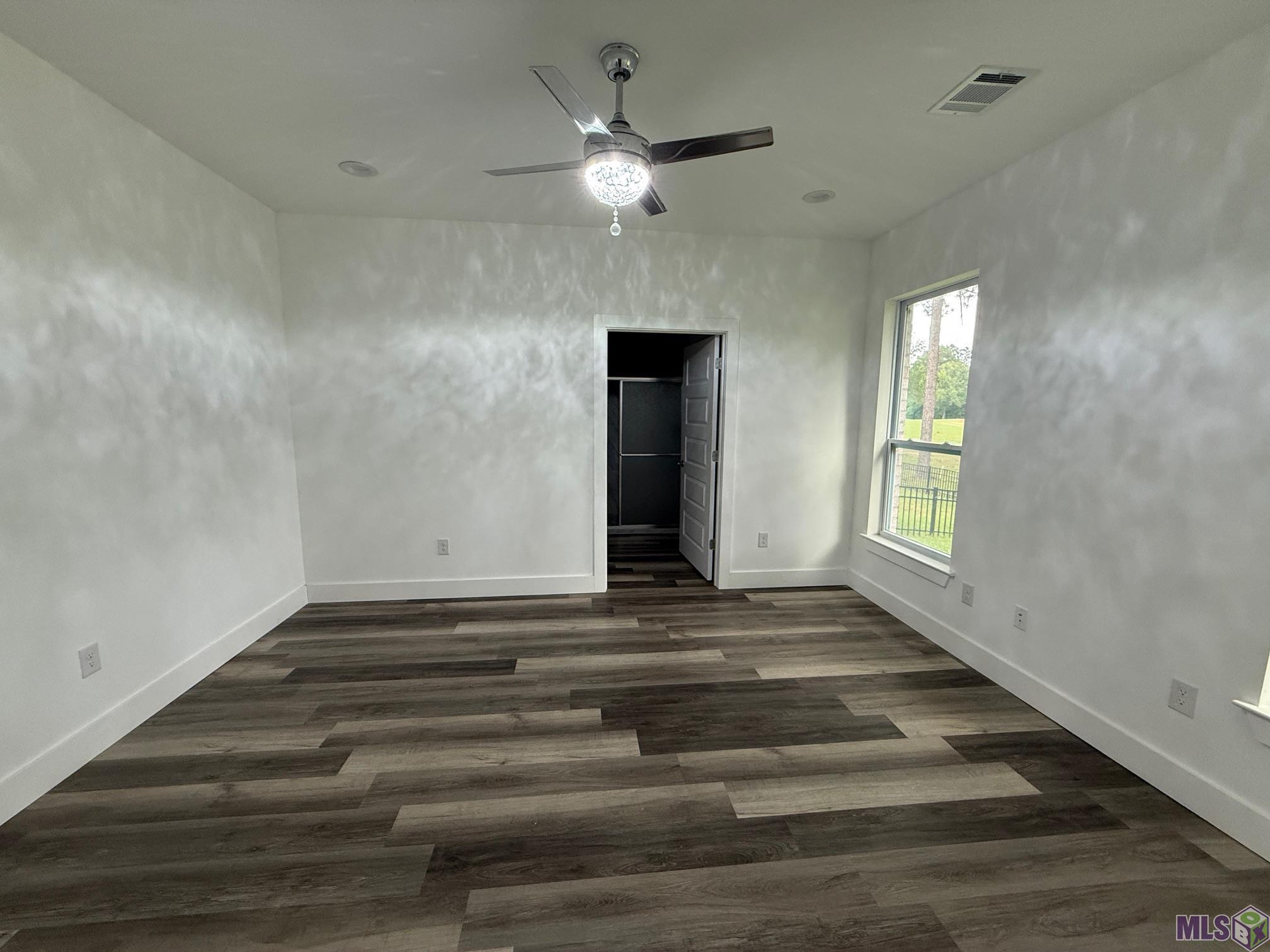 23318 Fairway Gardens Springfield, LA 70462 - Photo 10 of 13