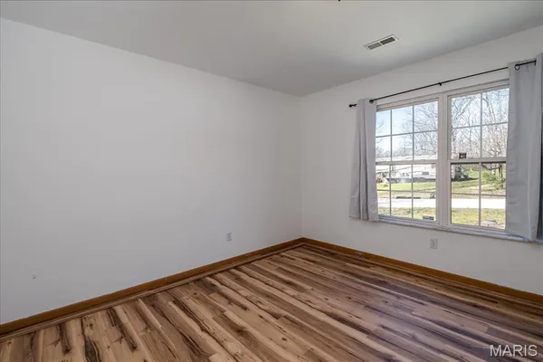$240,000 | 1308 Wildwood Dr Street, St. Clair, MO 63077