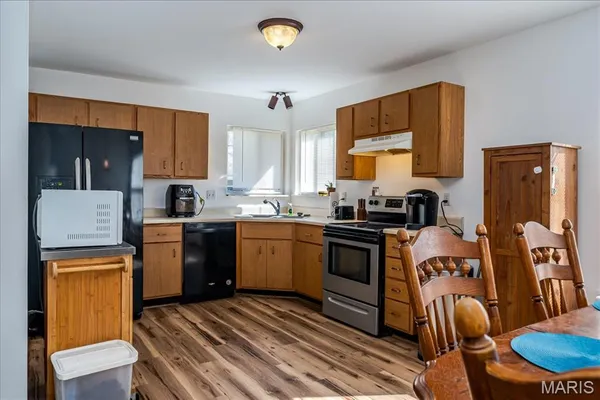 $240,000 | 1308 Wildwood Dr Street, St. Clair, MO 63077