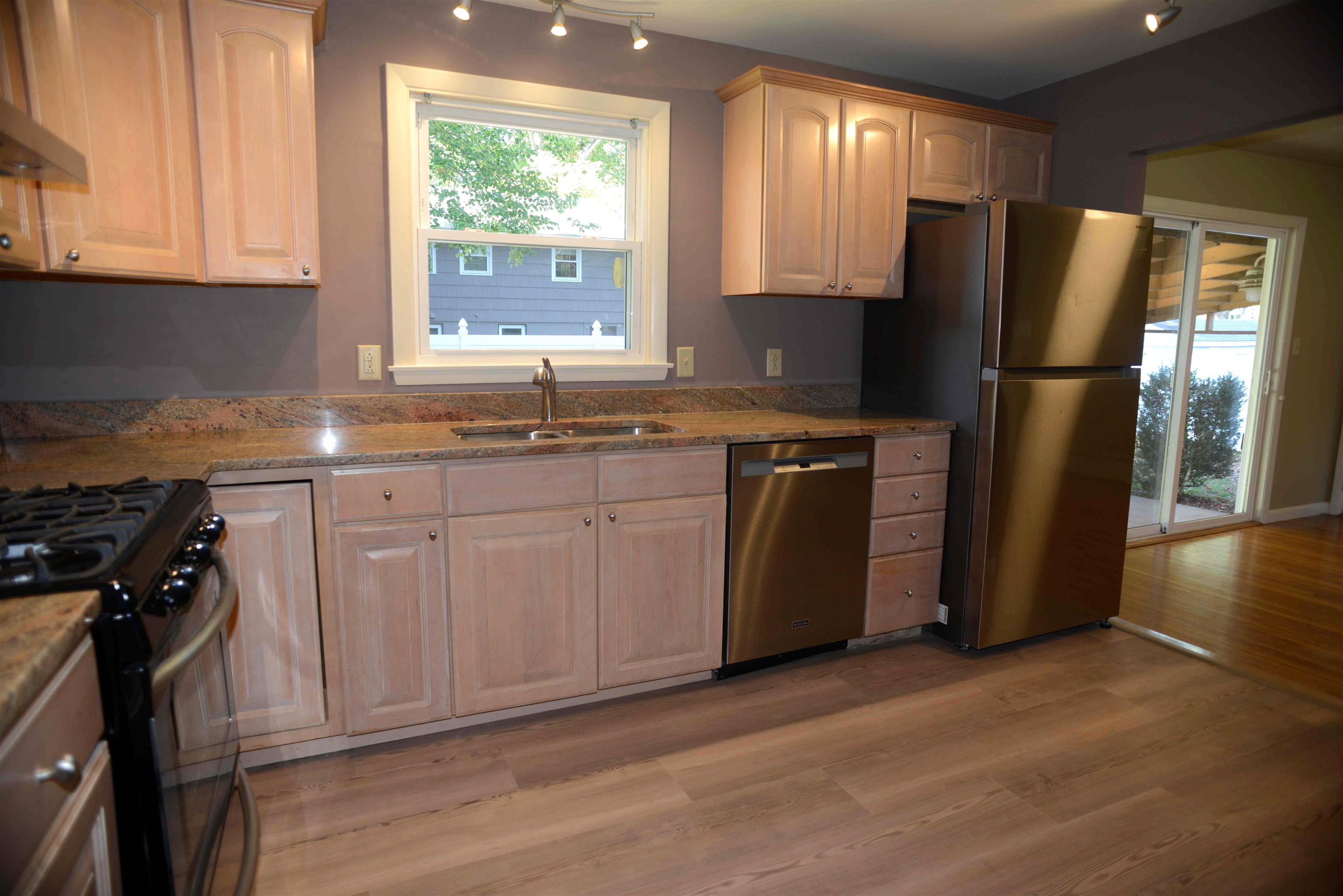 311 McKinley Road Portsmouth, NH 03801 - Photo 20 of 47