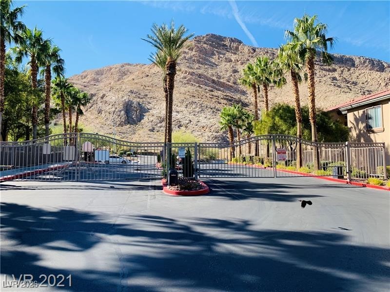 3355 Cactus Shadow Street, Unit 101 Las Vegas, NV 89129 - Photo 2 of 15