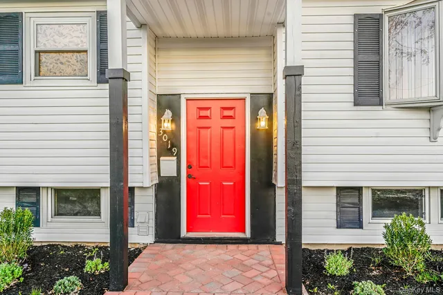 a view of a entryway door of the house