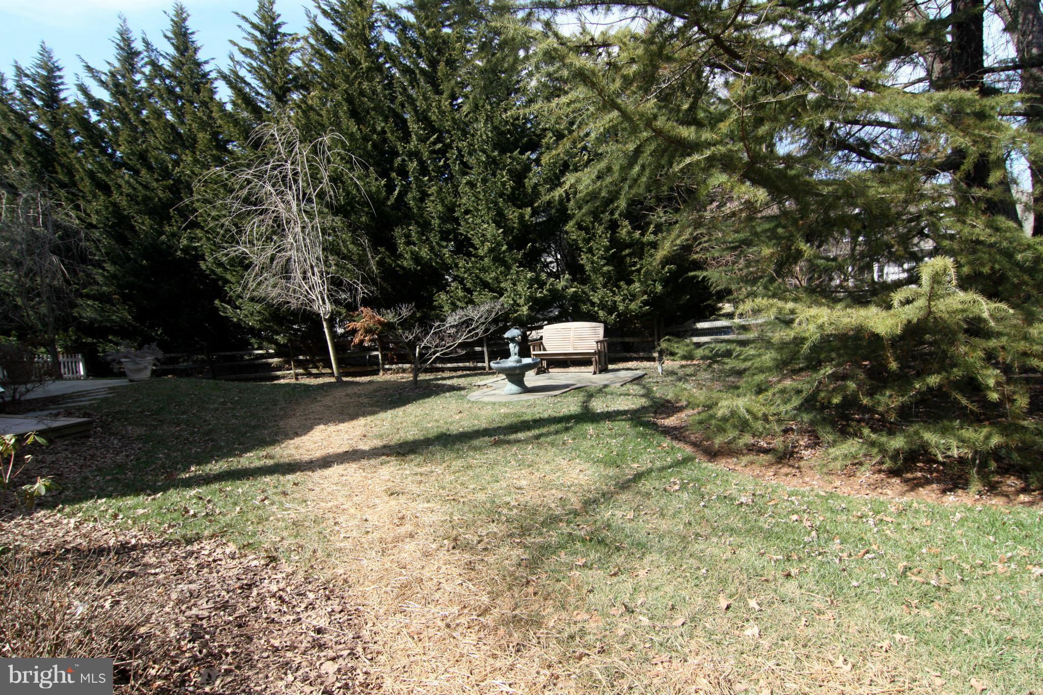 9817 Glen Road Potomac, MD 20854 - Photo 21 of 24 Exterior (Rear)