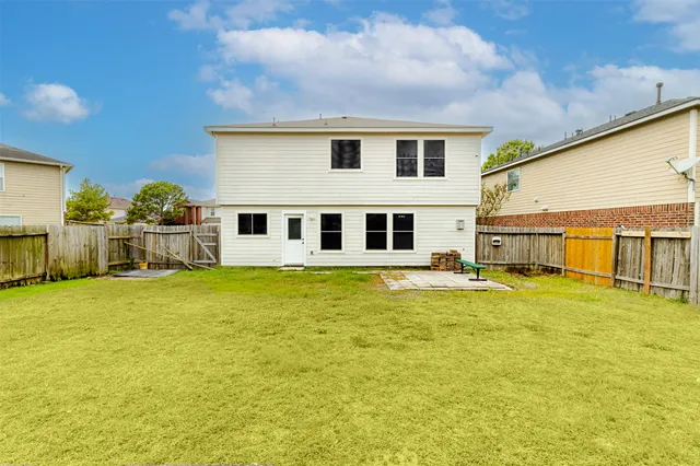 $2,100 | 2830 Katy Briar Lane, Katy, TX 77449