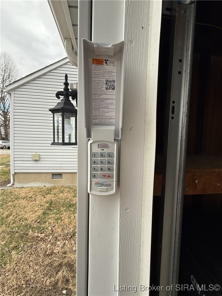 810 Sprague Street Clarksville, IN 47129 - Photo 34 of 41