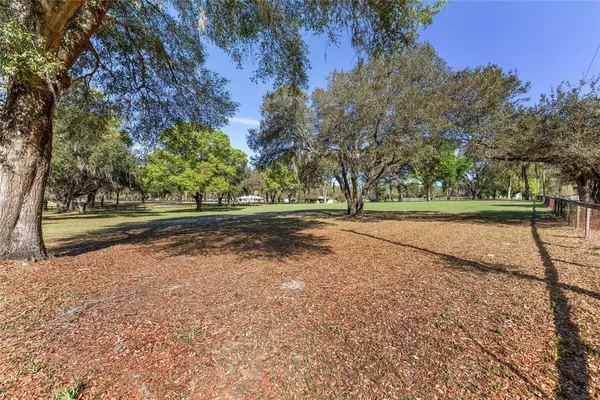 $450,000 | 205 East Highway 318, Citra, FL 32113
