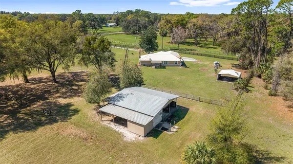 $450,000 | 205 East Highway 318, Citra, FL 32113