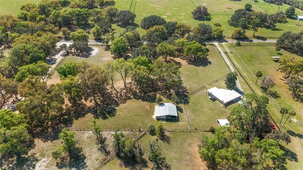 $450,000 | 205 East Highway 318, Citra, FL 32113