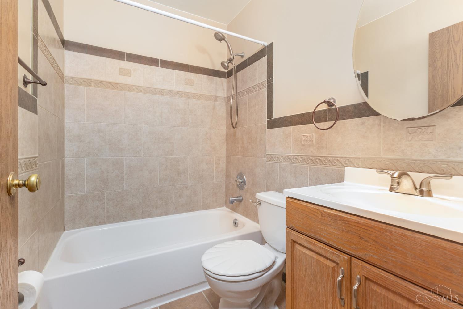 4445 Delhi Road Cincinnati, OH 45238 - Photo 13 of 19 Gallery Image 13