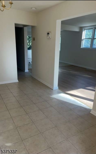 134 Tingley Lane Edison, NJ 08820 - Photo 7 of 10