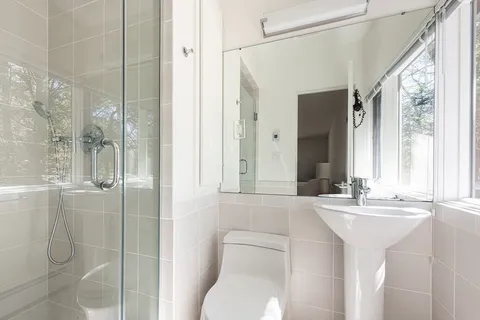 $1,790,000 | 3 Compton Circle, Lexington, MA 02421