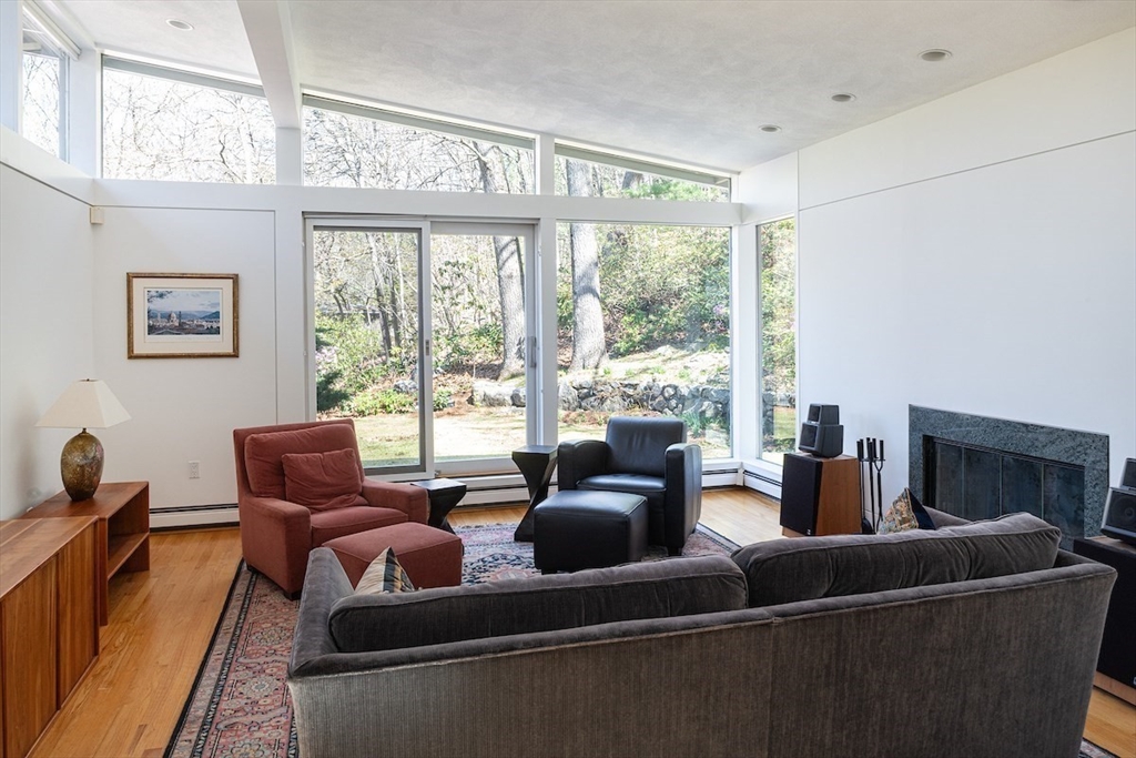 3 Compton Circle Lexington, MA 02421 - Photo 5 of 36