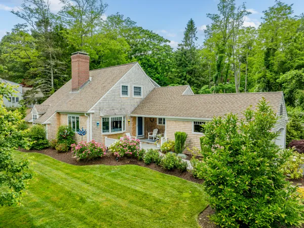 $999,000 | 38 Grove Street, Sandwich, MA 02563