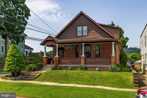 $285,000 | 455 King Street, Northumberland, PA 17857