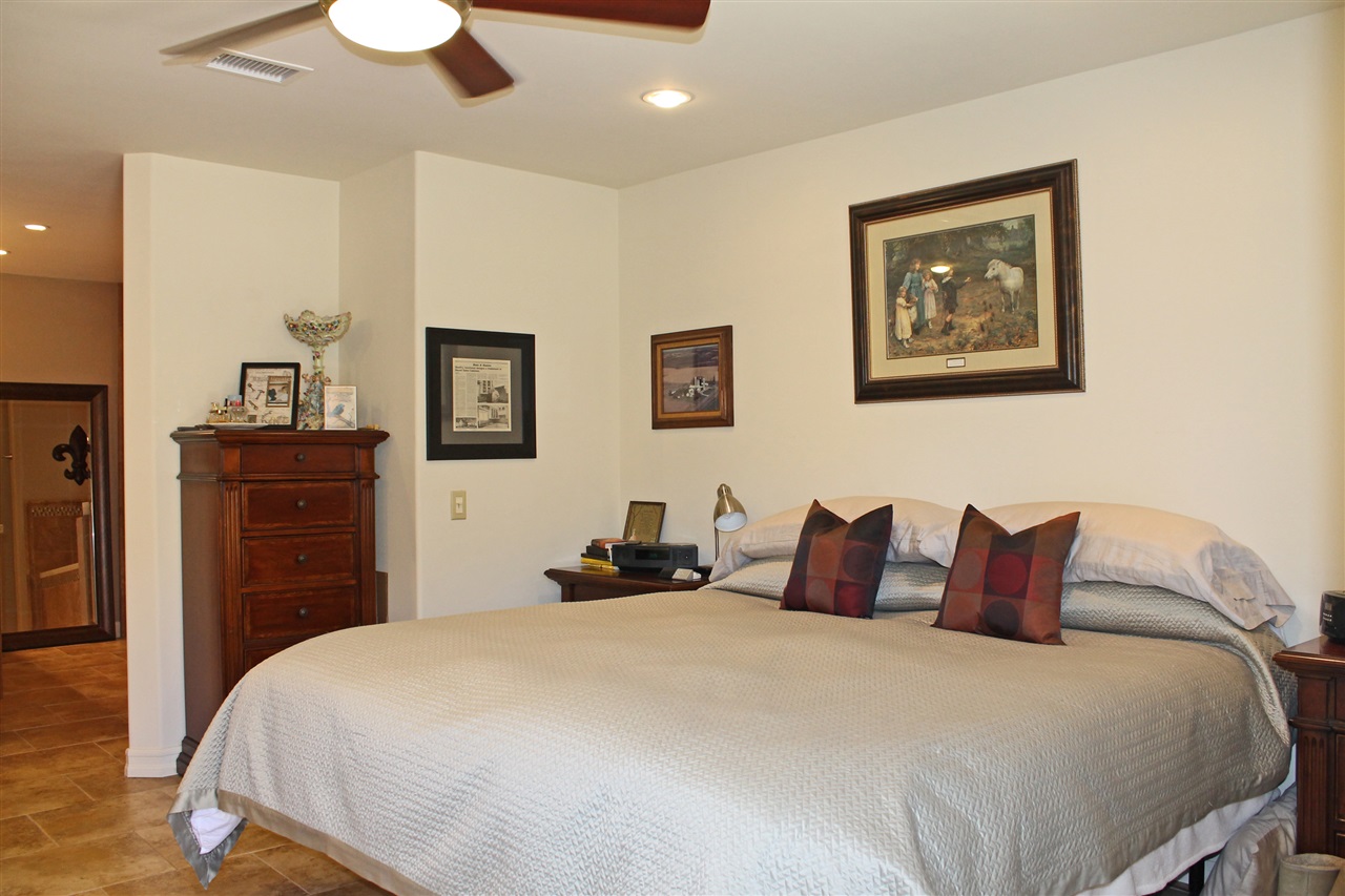 949 Woodcreek Road Fallbrook, CA 92028 - Photo 13 of 25