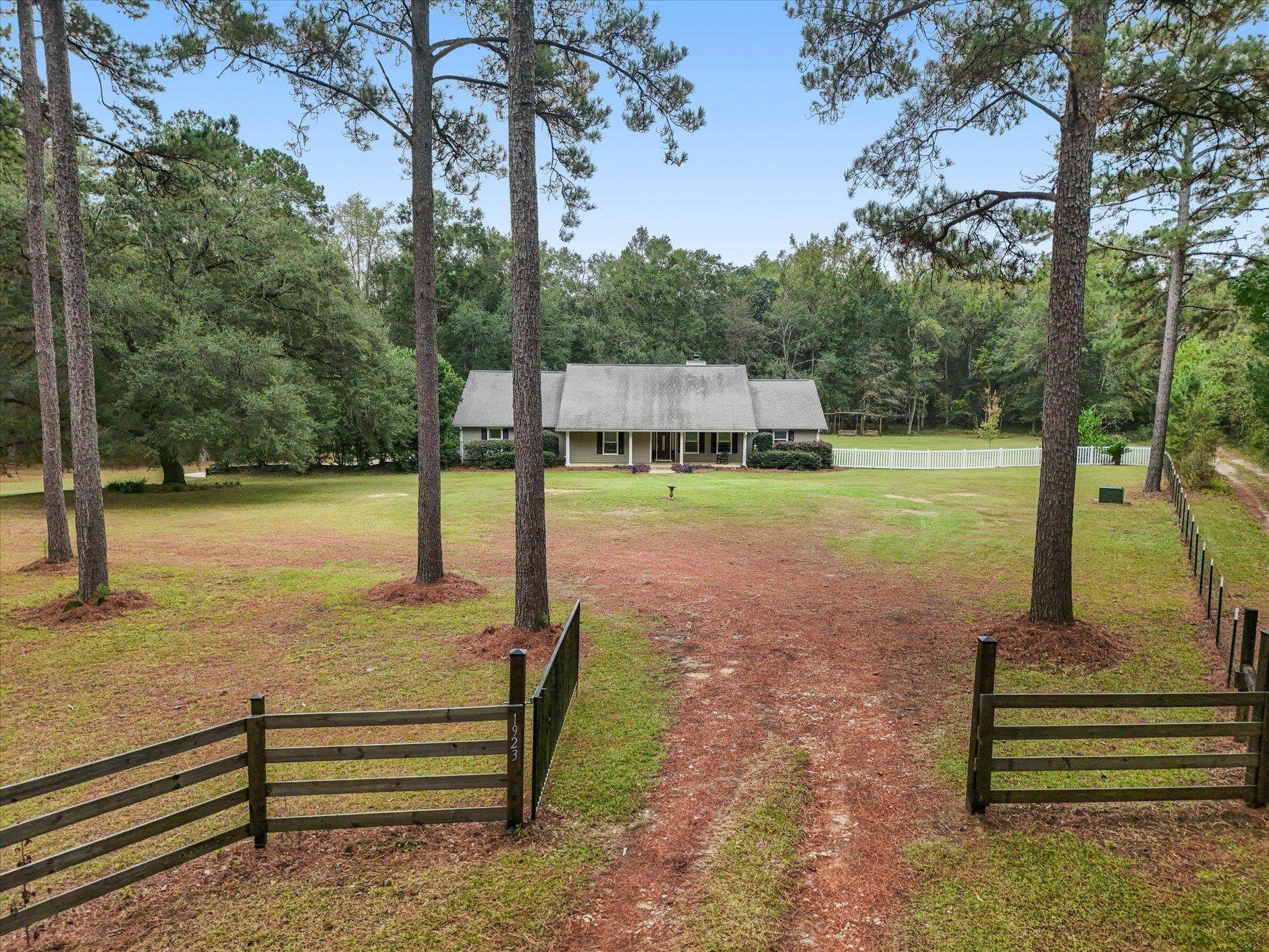1923 White House Road Monticello, FL 32344 - Photo 20 of 56