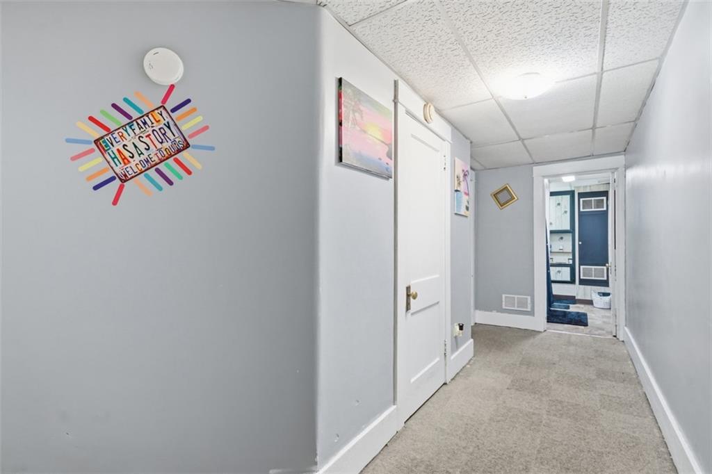 19 Singer Avenue McKees Rocks, PA 15136 - Photo 28 of 48