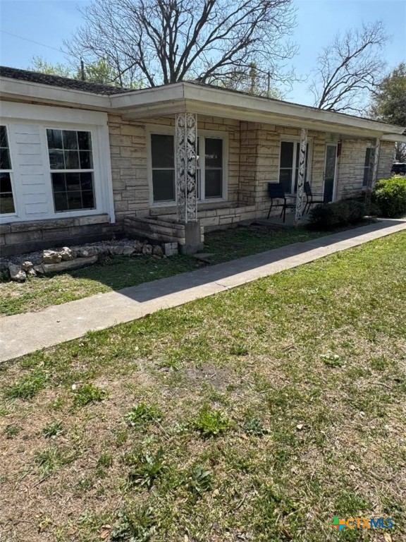 222 Dan Avenue Port Lavaca, TX 77979 - Photo 1 of 9