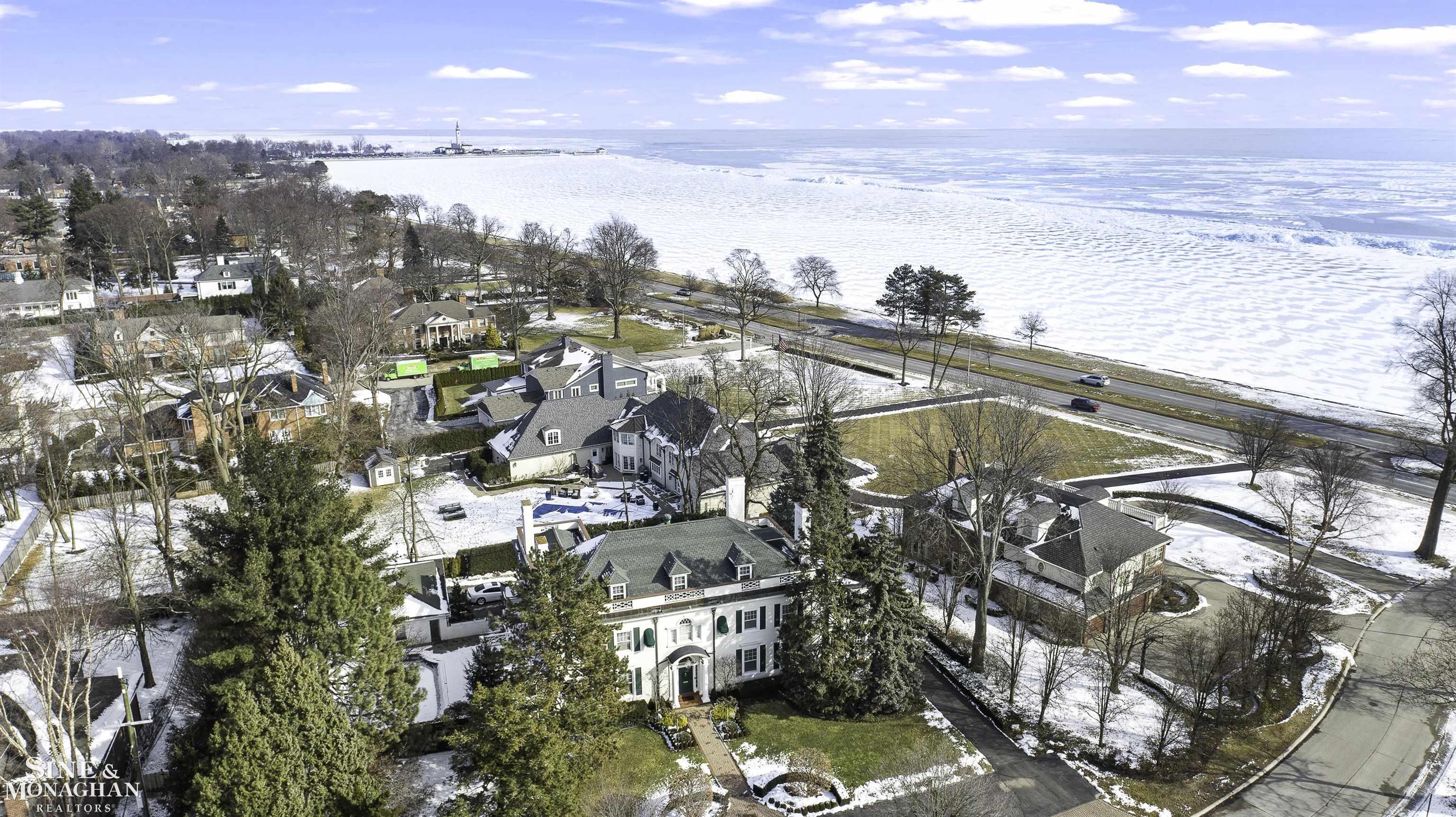 66 Fairford Road Grosse Pointe, MI 48236 - Photo 48 of 60 50166406-90c41b33-4beb-466a-8d29-a6190a3fc8f5.JPG