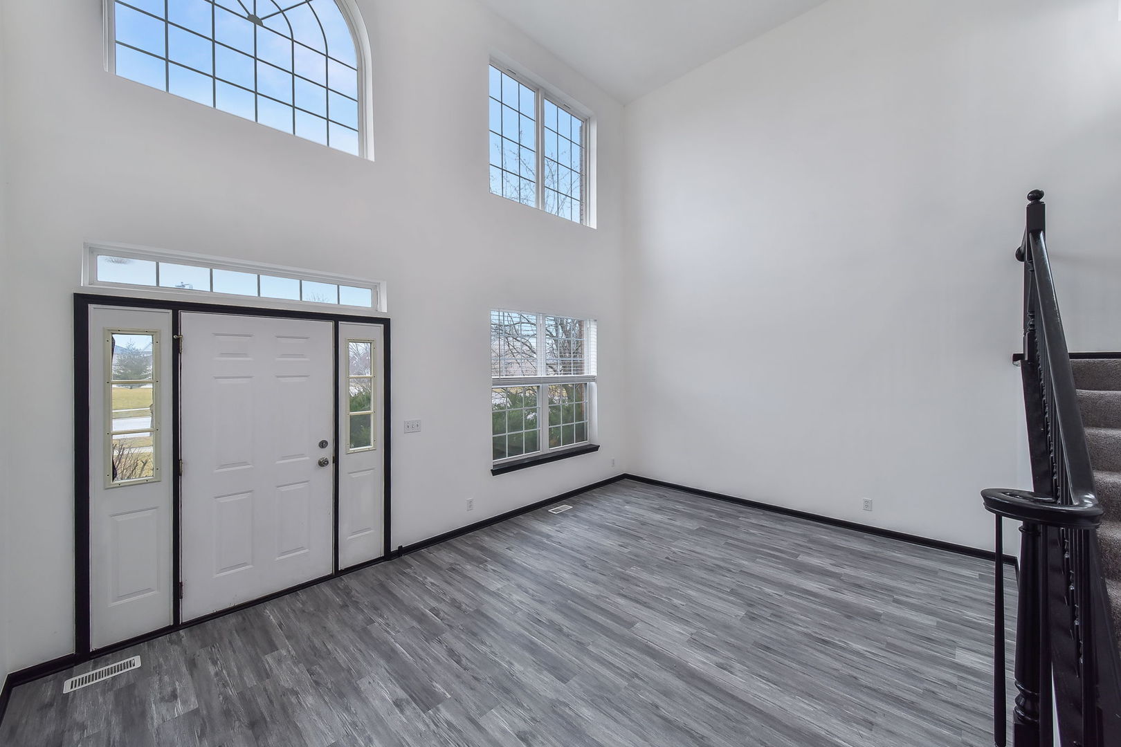 730 Boyce Road Sugar Grove, IL 60554 - Photo 3 of 23 Gallery Image 3