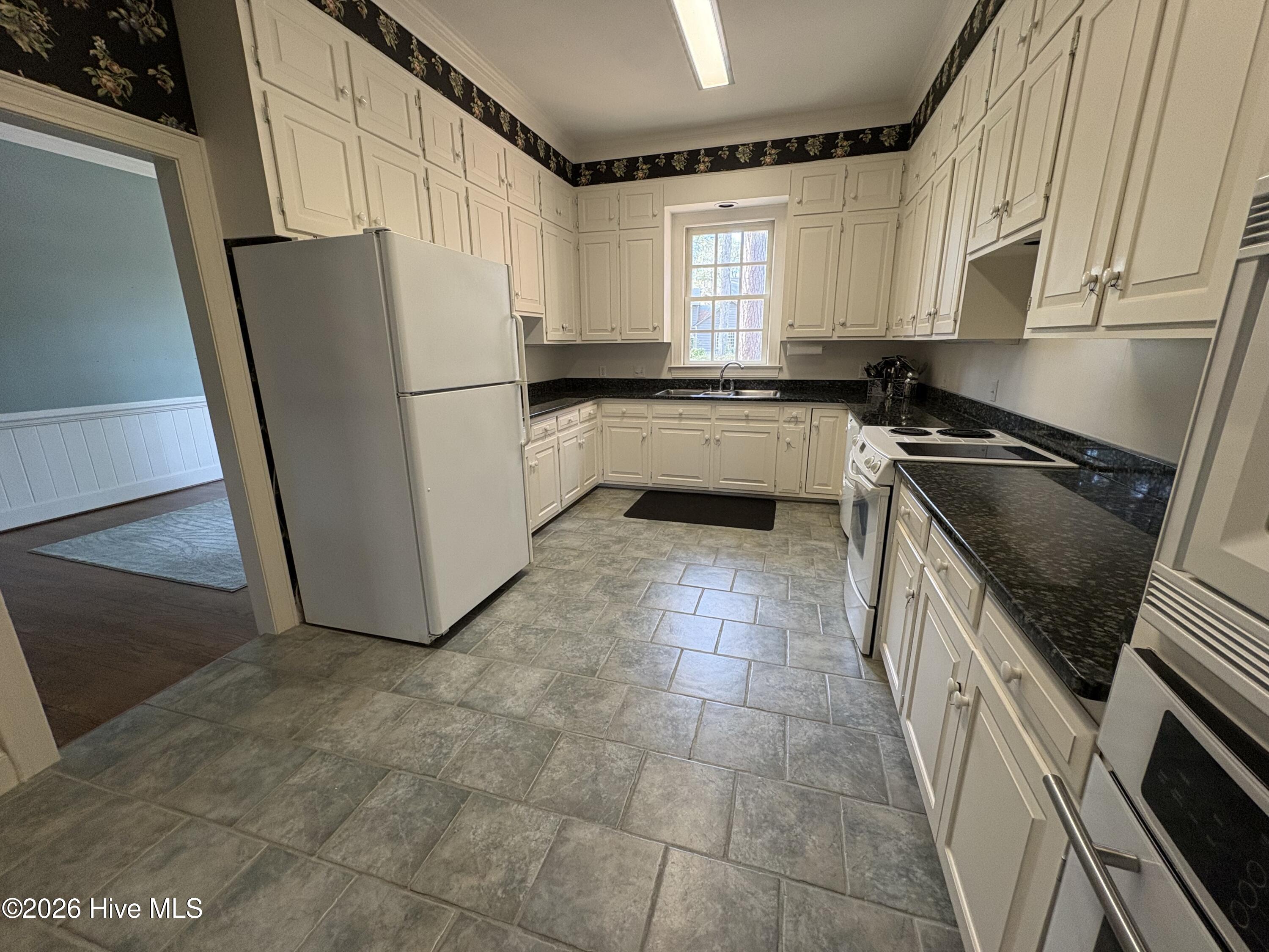 214 Alderson Road Washington, NC 27889 - Photo 15 of 49 Kitchen