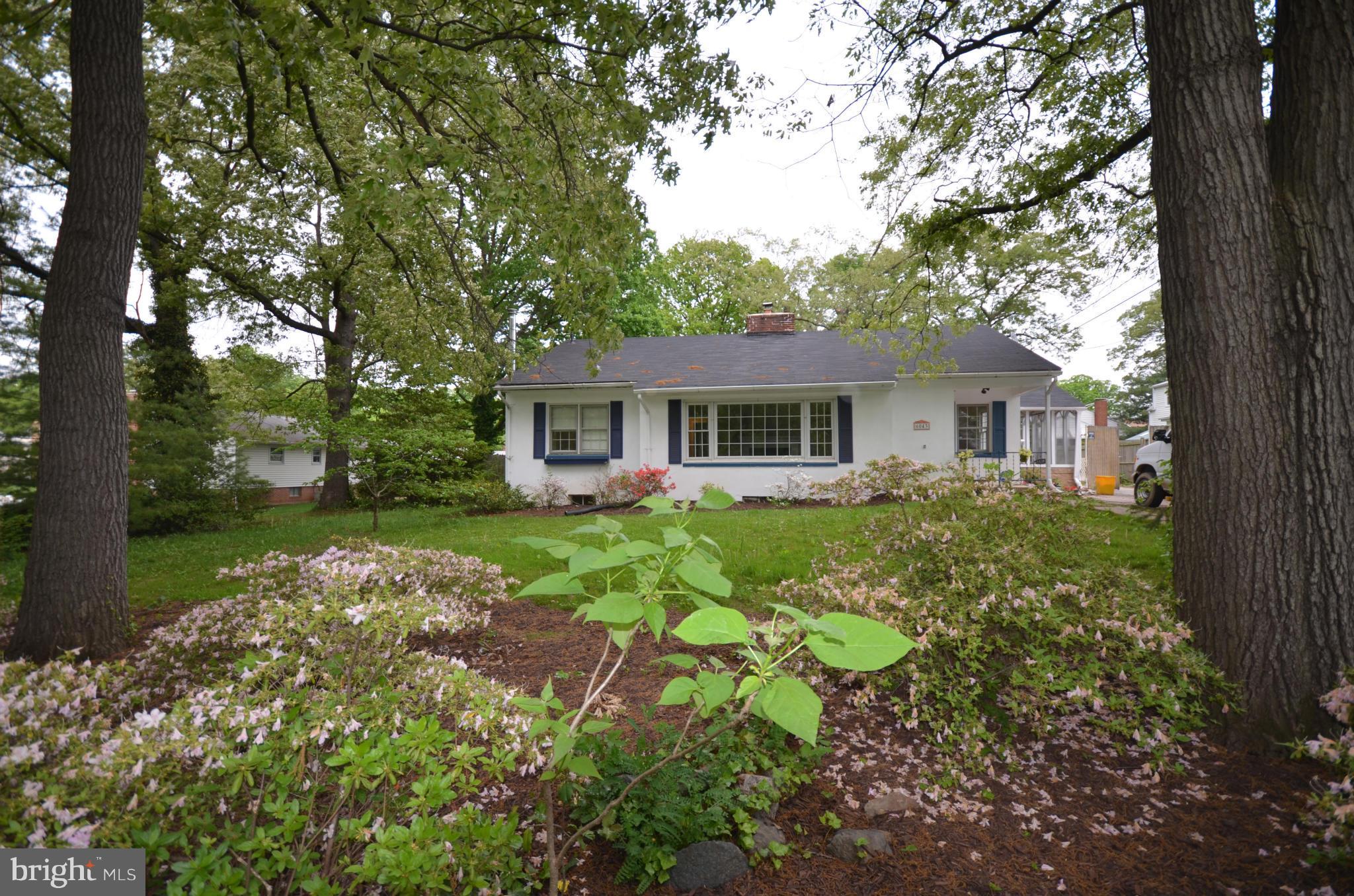 6043 Cipriano Road Lanham, MD 20706 - Photo 24 of 27 Exterior (Front)