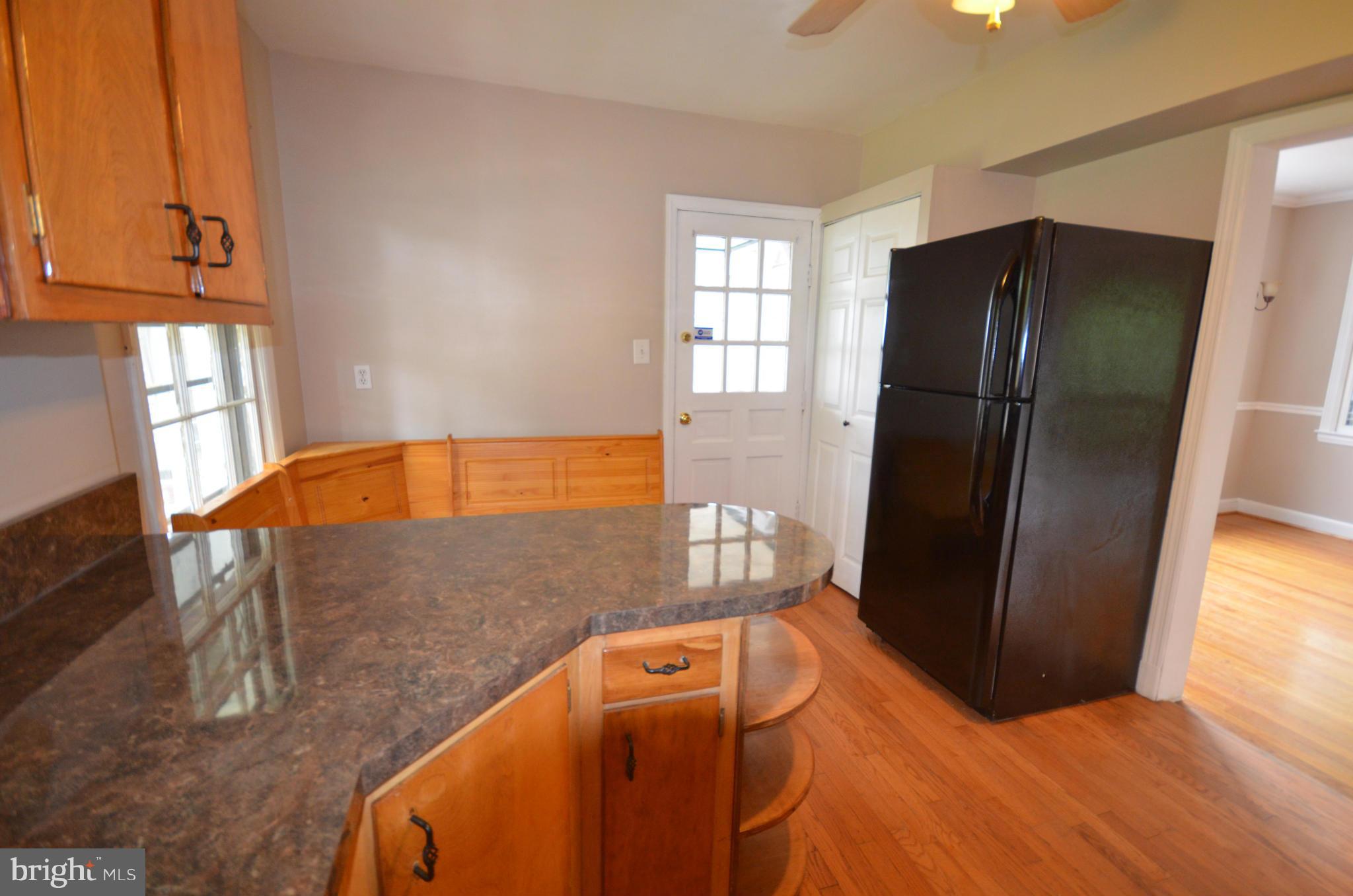 6043 Cipriano Road Lanham, MD 20706 - Photo 9 of 27 Kitchen