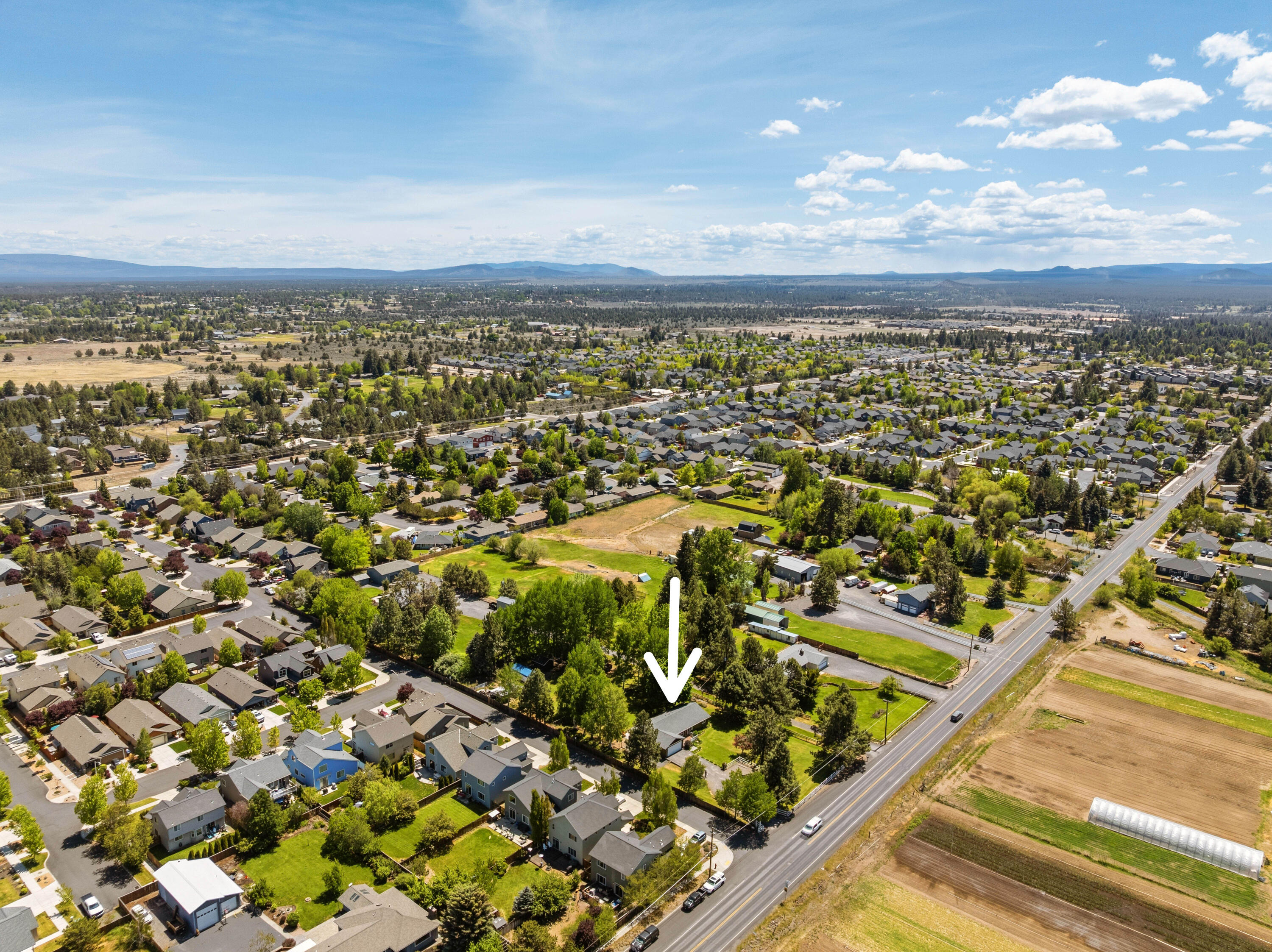 61908 Pettigrew Road Bend, OR 97702 - Photo 59 of 62 36-Aerial