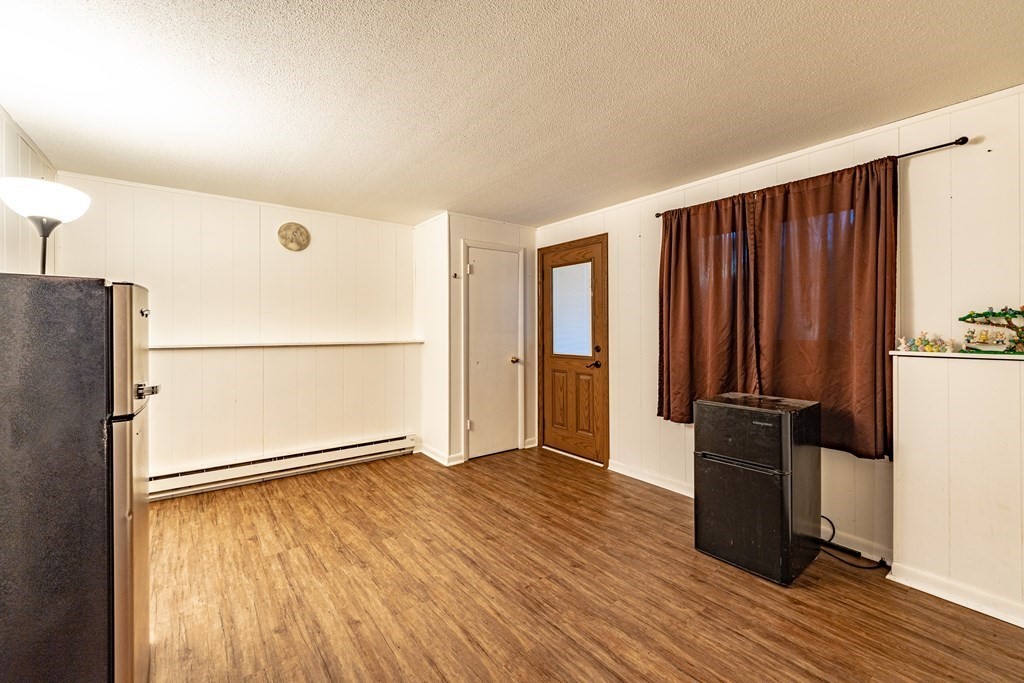 129 White Oak Road Springfield, MA 01128 - Photo 26 of 39