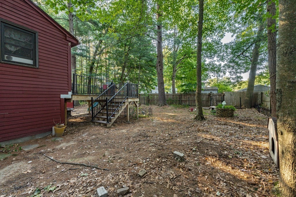 129 White Oak Road Springfield, MA 01128 - Photo 30 of 39