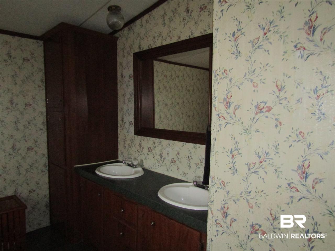 33172 Gilley Road Lillian, AL 36549 - Photo 18 of 24 Master Bath