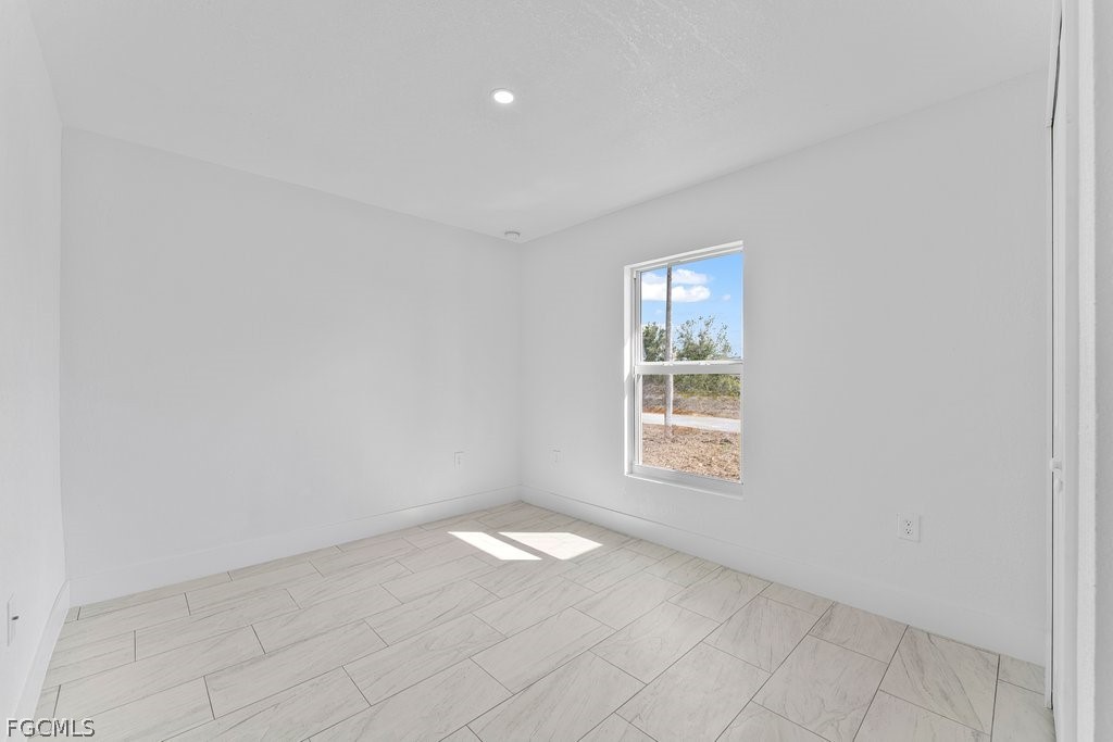 2512 42nd Street Southwest Lehigh Acres, FL 33976 - Photo 13 of 25