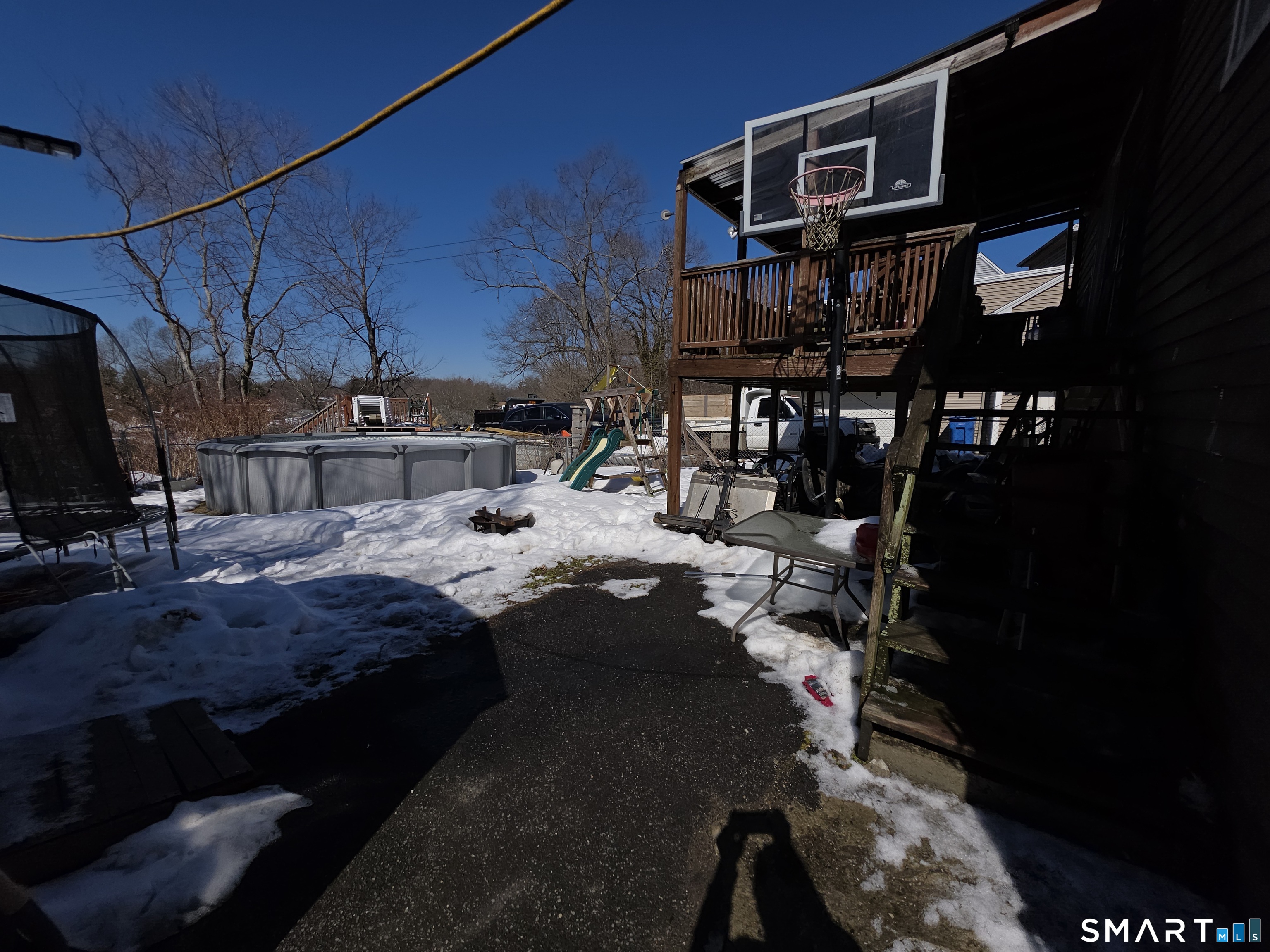 891 Pearl Lake Road Waterbury, CT 06706 - Photo 6 of 8