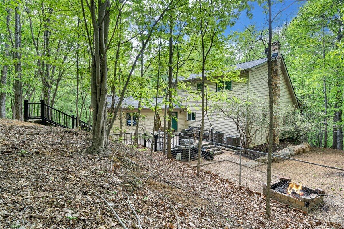 290 Silver Shadow Road Hardy, VA 24101 - Photo 50 of 62 a view of outdoor space yard and patio