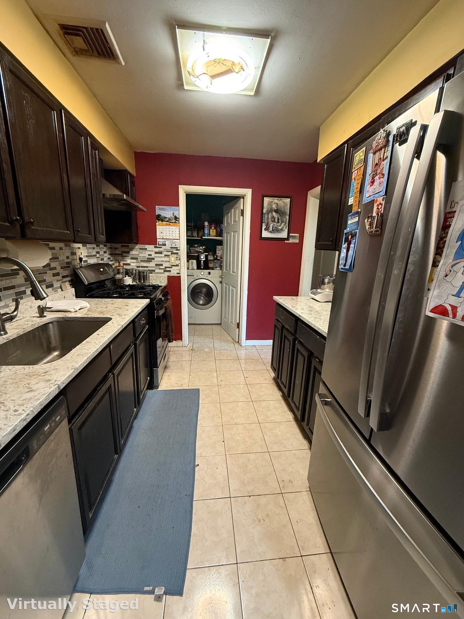 3395 Old Town Road Bridgeport, CT 06606 - Photo 5 of 13