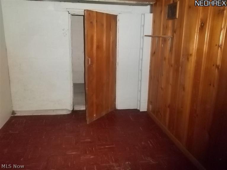 833 East Waterloo Road Akron, OH 44306 - Photo 19 of 24